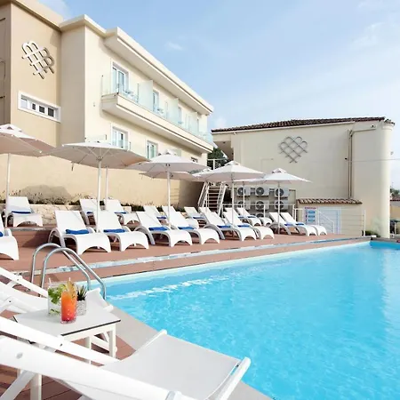 Szálloda Melina Bay Boutique Kasziópi